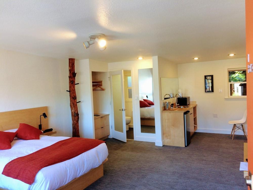 Heliotrope Hotel photo 4