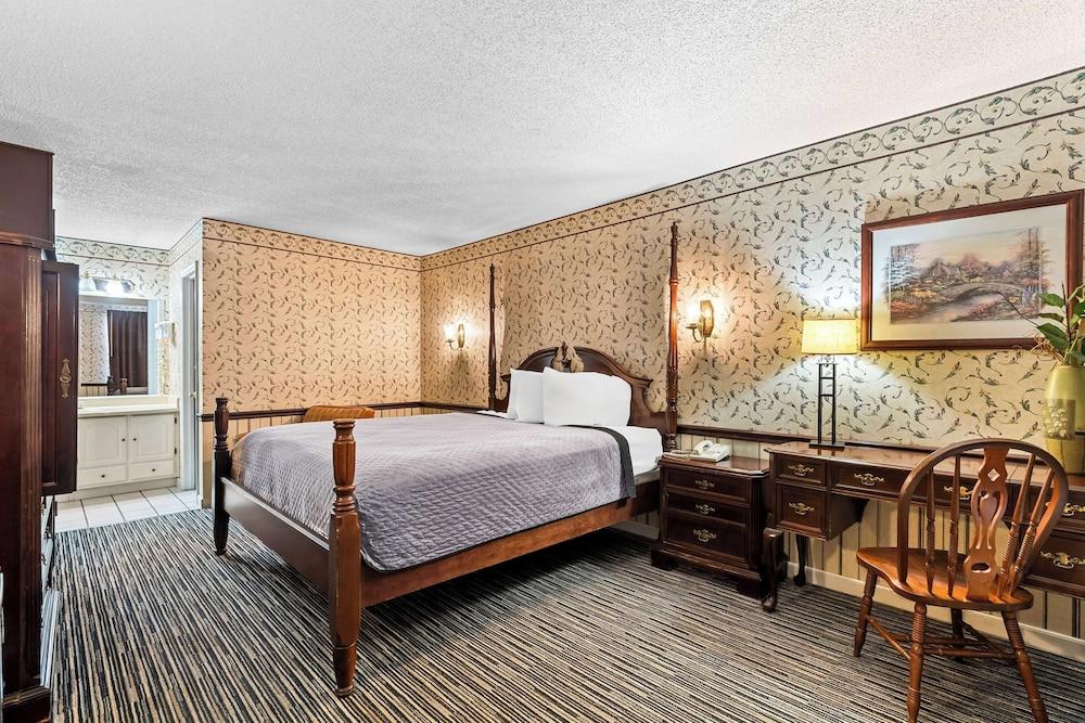 Americas Best Value Inn Athens, TN photo 11