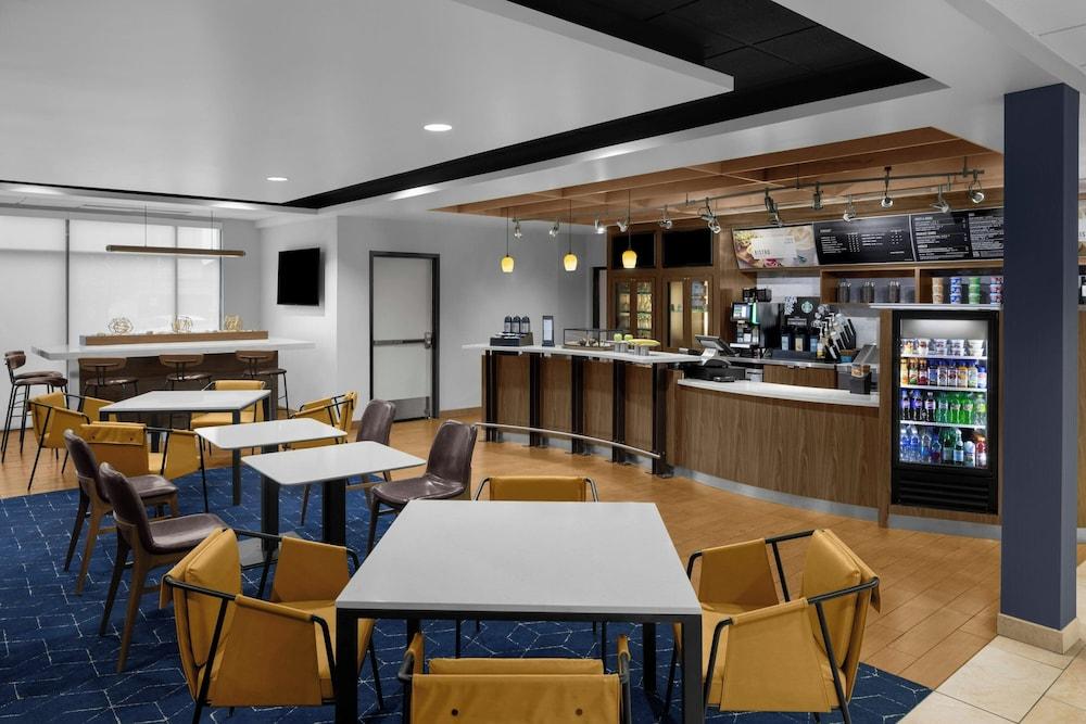 Courtyard by Marriott Sandy photo 34