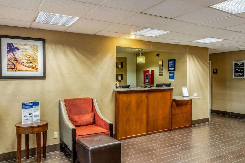 Comfort Inn Tucson Central photo 3