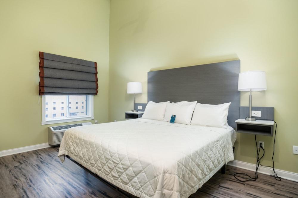 The Hotel Sync photo 13