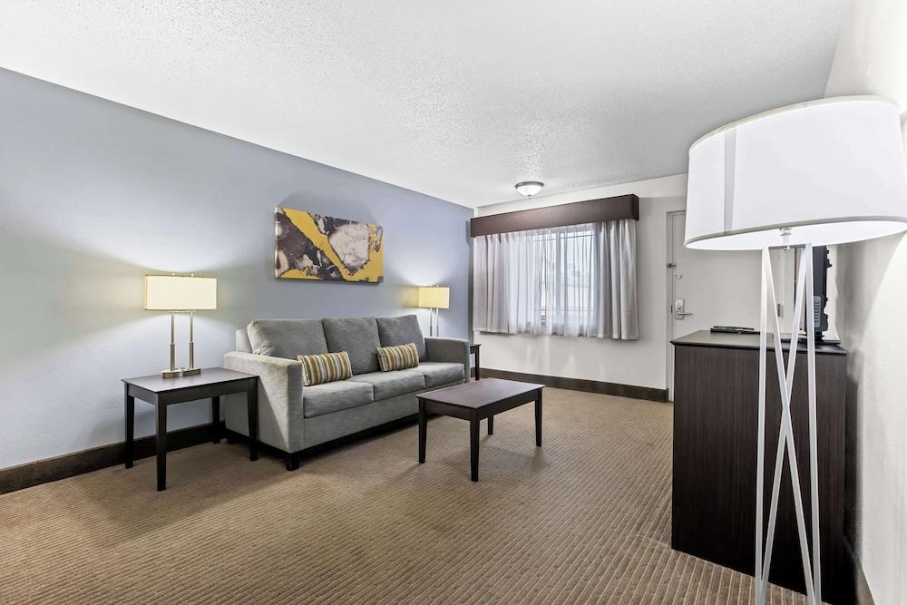 Best Western Downtown Casper Hotel photo 25