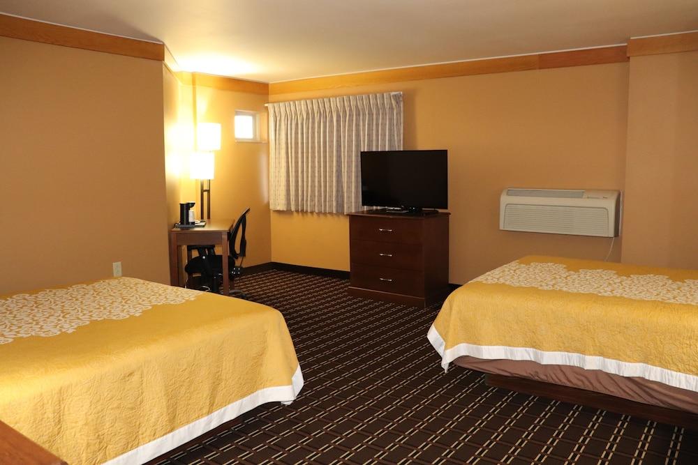 Prairie Inn and Suites Holmen/La Cross photo 26