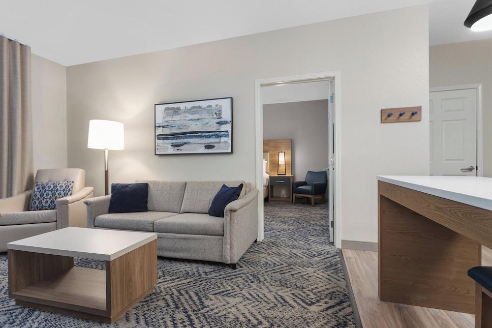 Candlewood Suites La Crosse N by IHG photo 24