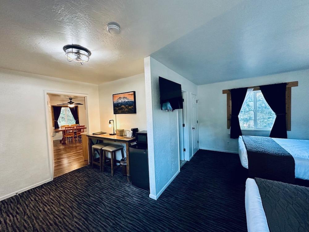Shasta Inn photo 5