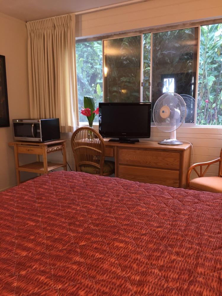 Dolphin Bay Hotel photo 15