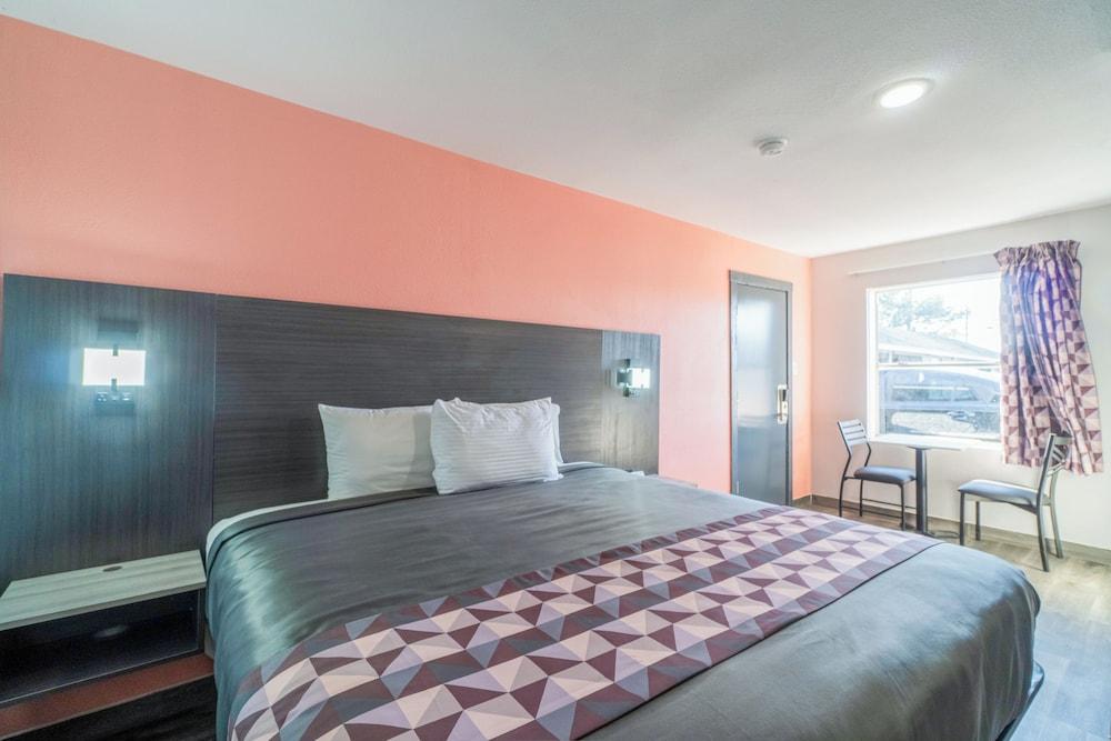 Royal Inn by OYO photo 49