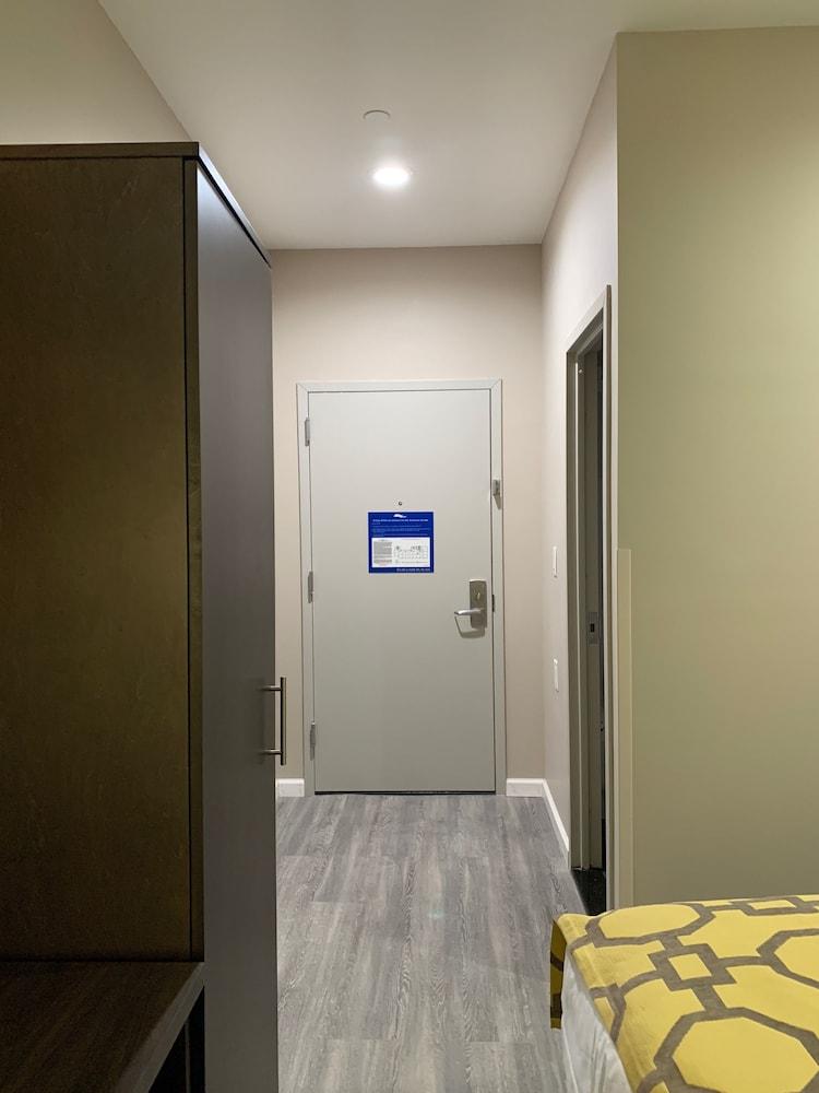 Voyage Hotel photo 9