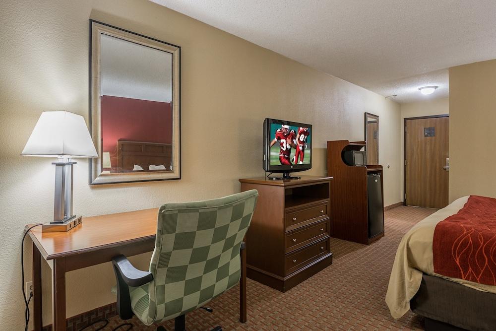 Red Roof Inn & Suites Little Rock photo 6