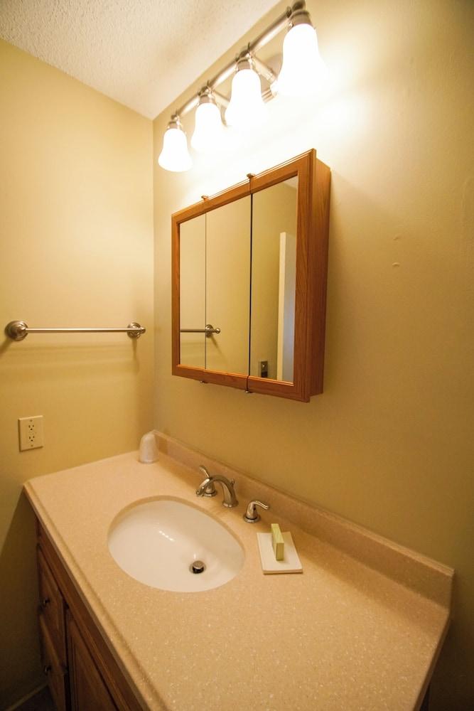 The Village of Loon Mountain Fixed Rooms photo 40