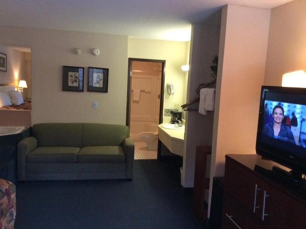 Days Inn by Wyndham York Alabama photo 7