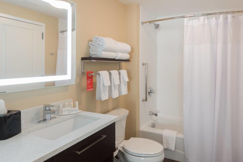TownePlace Suites by Marriott Syracuse Liverpool photo 10