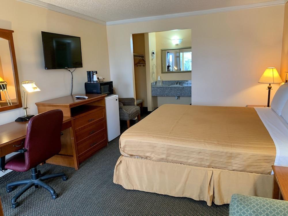Regency Inn Fairfield photo 2