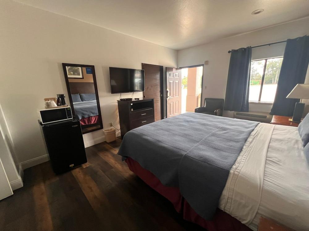 Budget Inn By OYO San Augustine photo 14