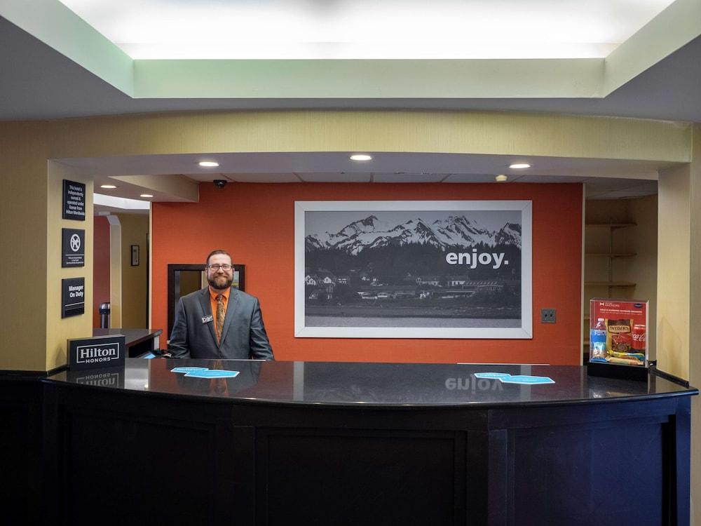 Hampton Inn Hazleton photo 3