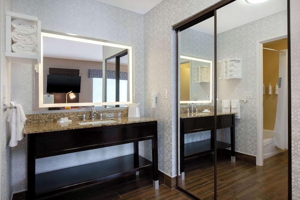 Hampton Inn & Suites Harvey/New Orleans West Bank photo 22