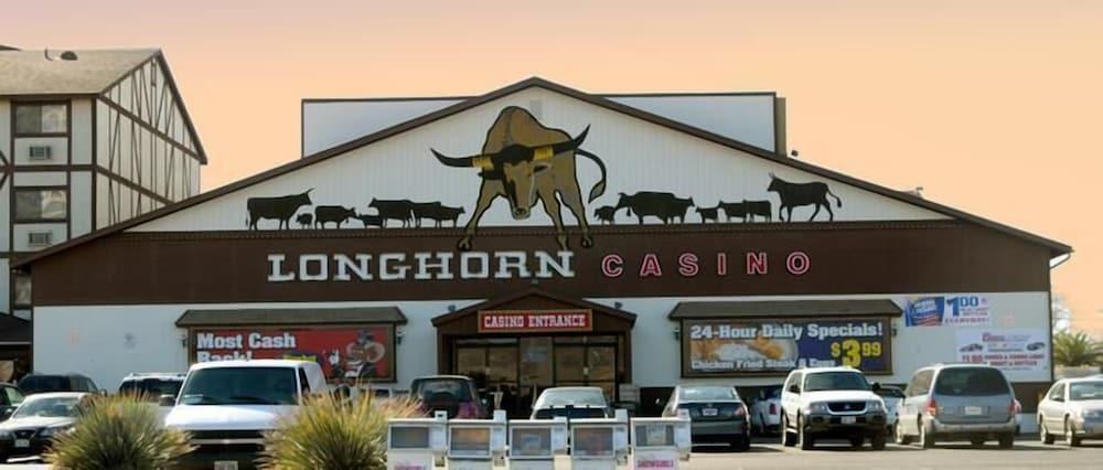 Longhorn Casino & Hotel photo 27