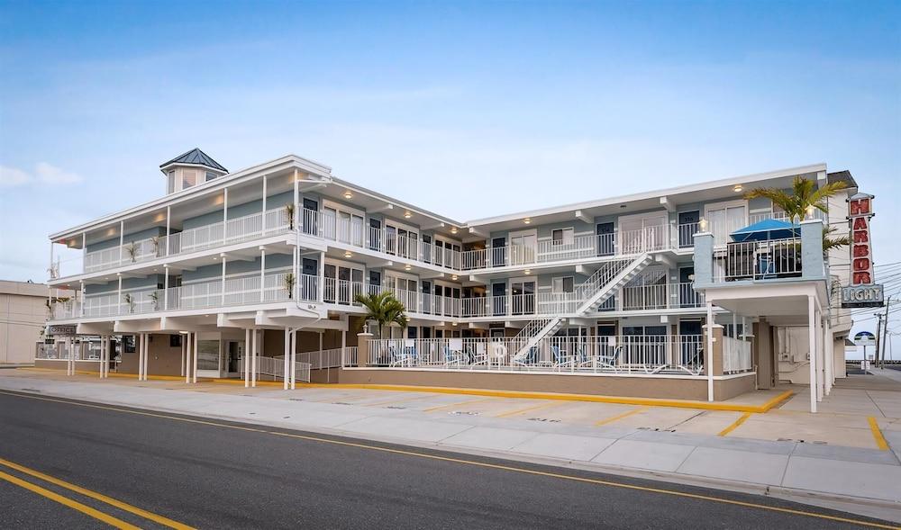 The Harbor Light Family Resort photo 24
