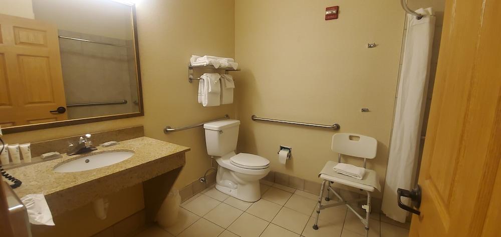 Wingate by Wyndham Youngstown/Austintown photo 34