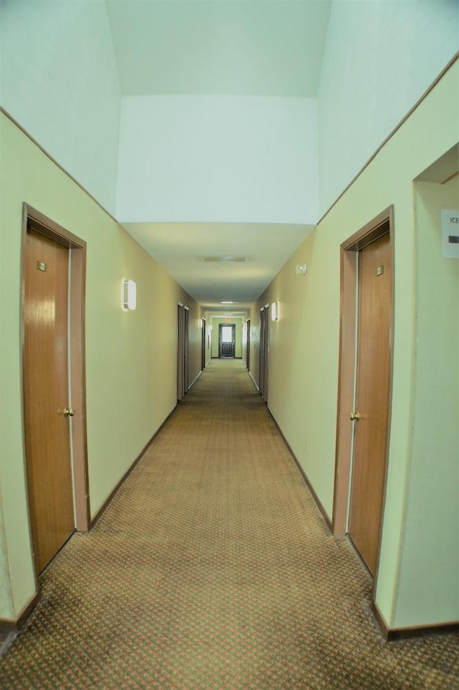 Old Towne Motel photo 44