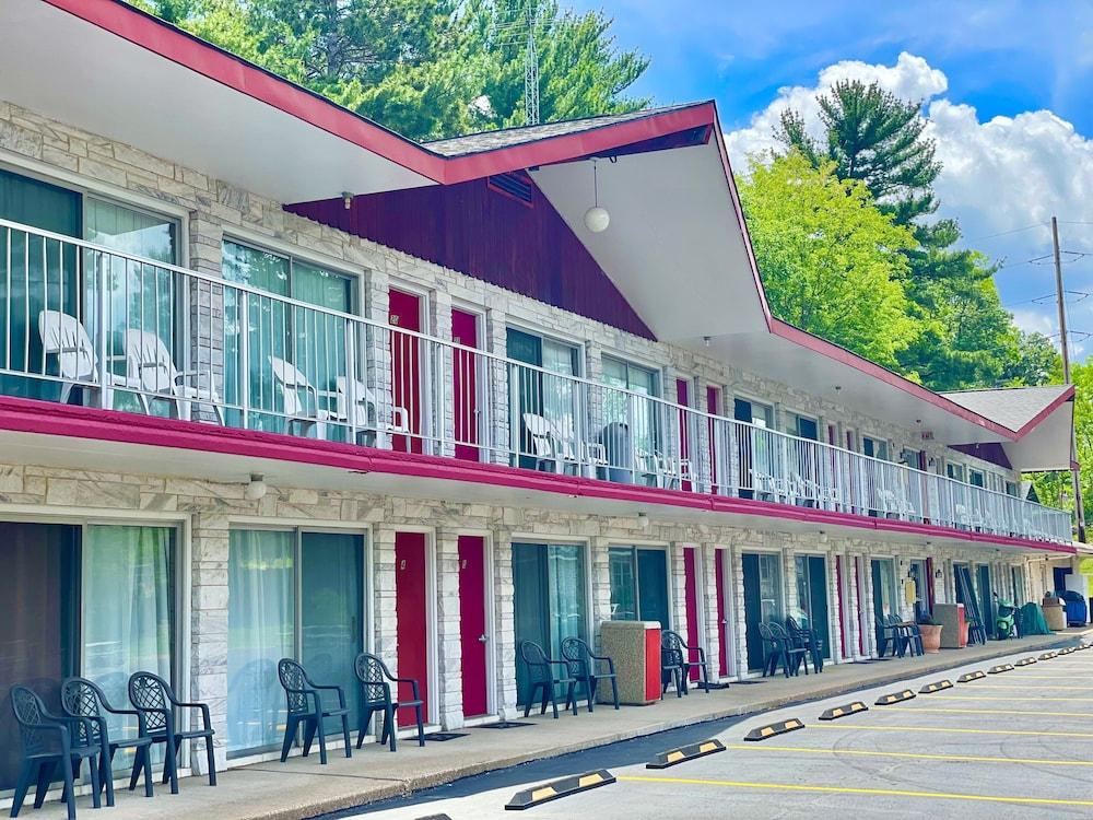 Trails End Motel photo 20