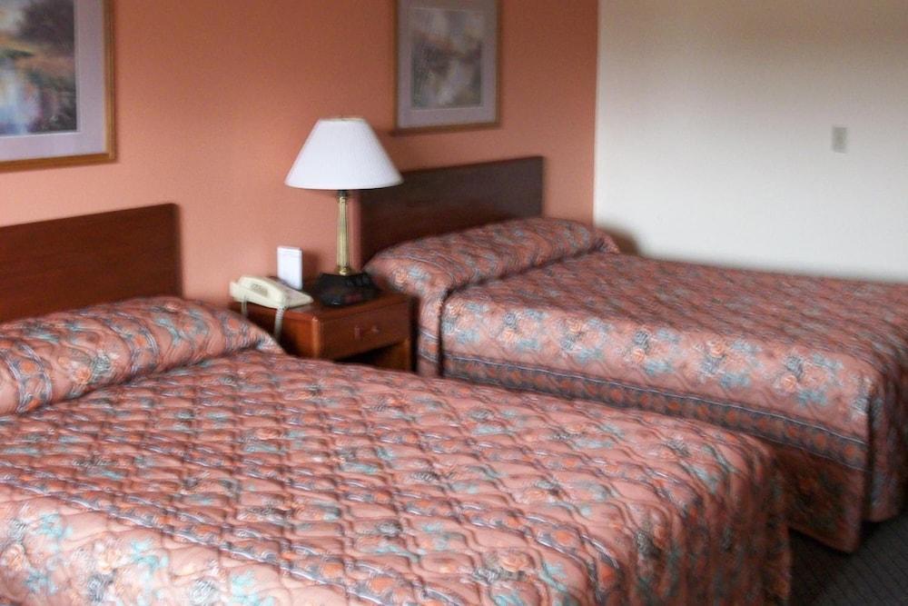 Lodi Valley Suites photo 27