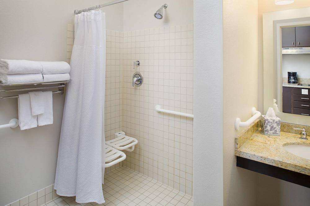 TownePlace Suites by Marriott Goodyear photo 10
