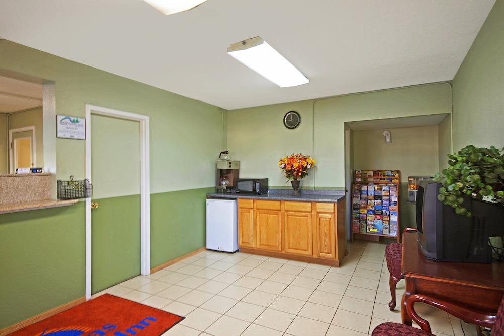 Rogers Inn photo 2