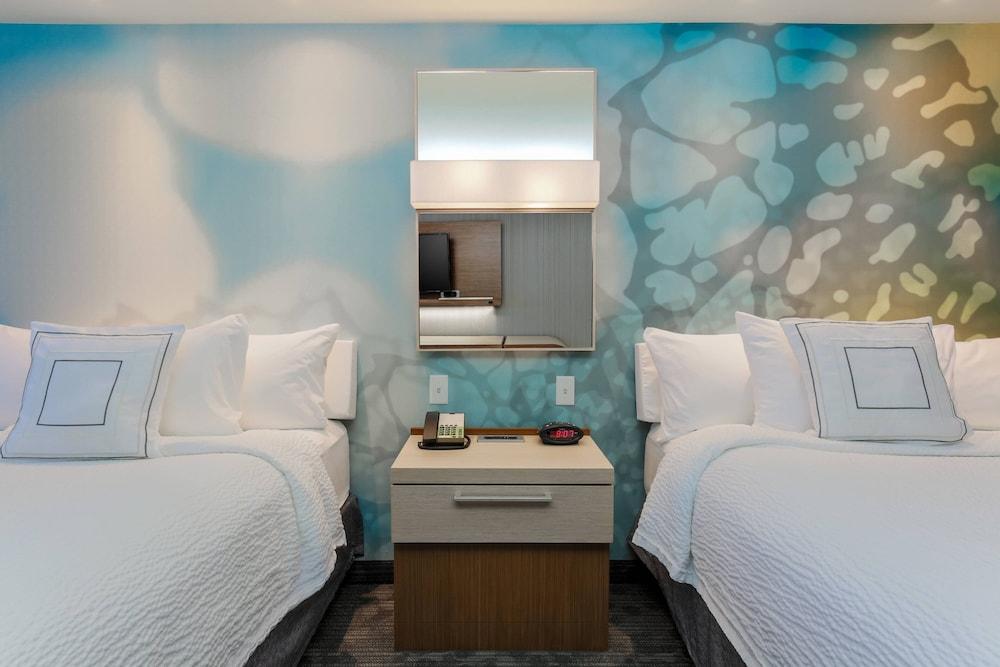 Courtyard by Marriott Dallas Midlothian-Midlothian Conf Ctr photo 7