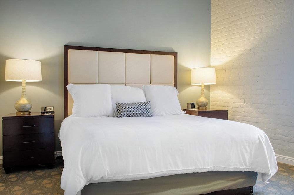 The Riverfront Hotel New Orleans photo 75