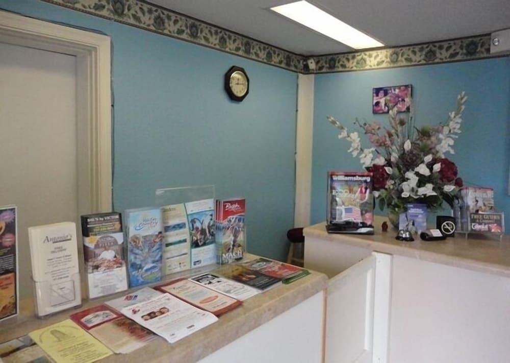 Budget Inn photo 4