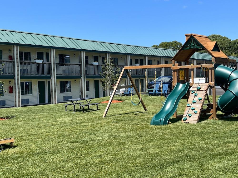 Sunbird Cape Cod Resort photo 38