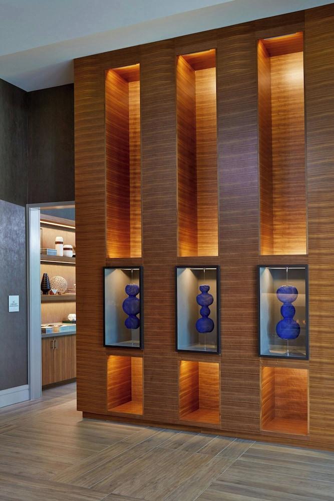 AC Hotel Atlanta Buckhead at Phipps Plaza photo 4