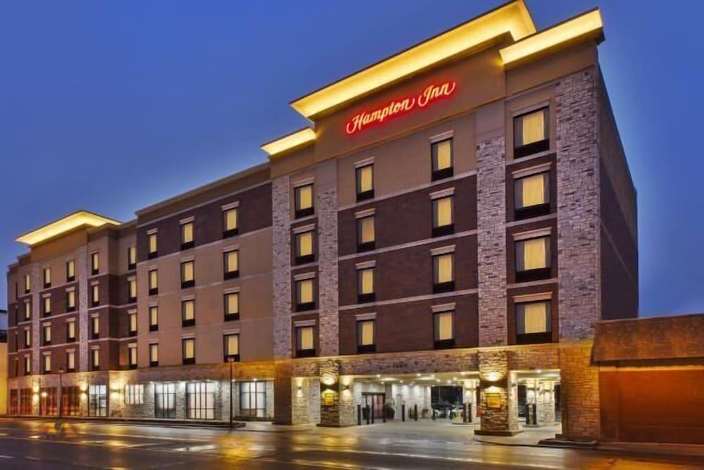 Hampton Inn by Hilton Detroit Dearborn photo 25