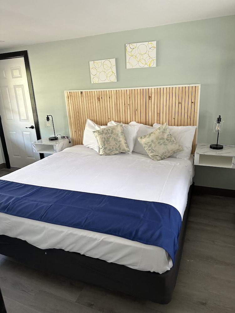 Harborside Suites photo 19