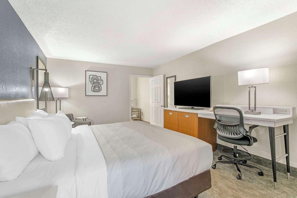 Quality Inn Daytona Speedway I-95 photo 12