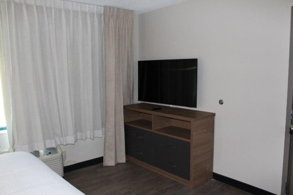Candlewood Suites Southfield - Detroit by IHG photo 24