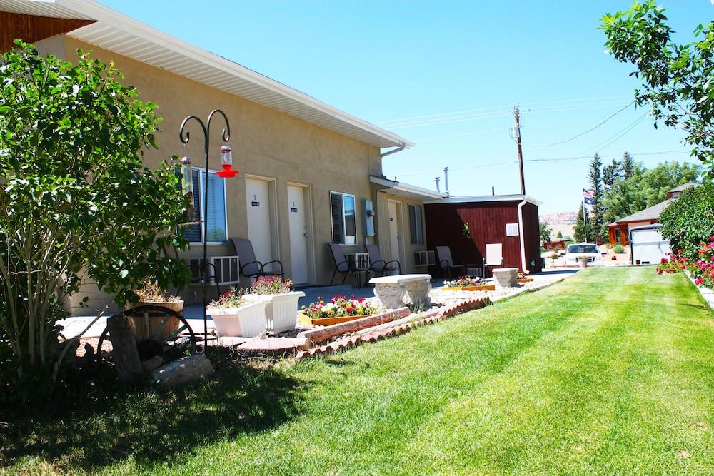 Bybee's Steppingstone Motel photo 52