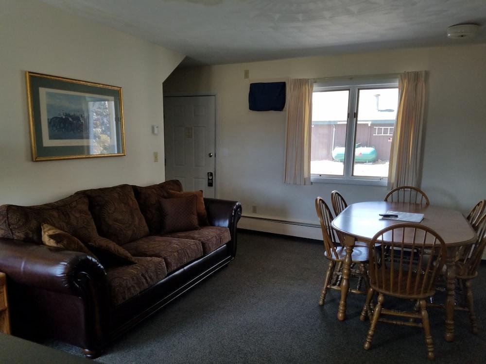 Clark's Beach Motel photo 42