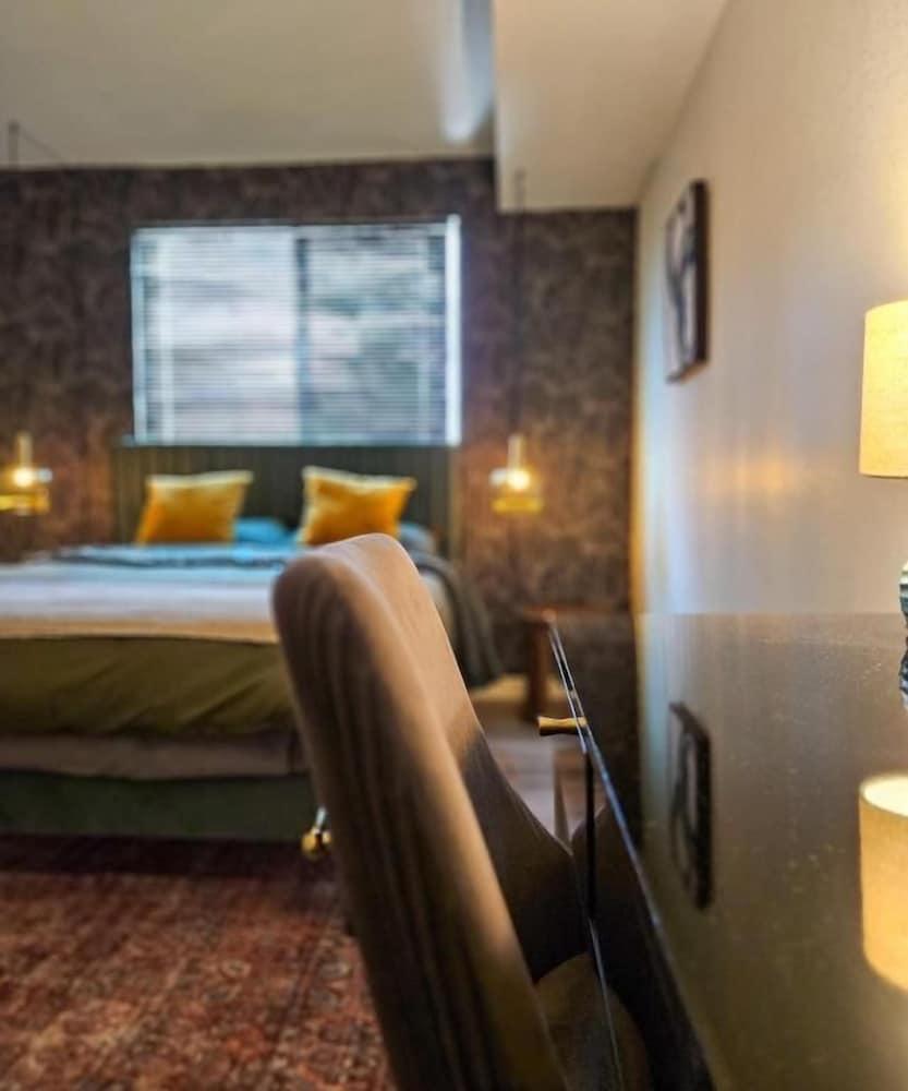 Forty First Place - Boutique Hostel photo 8