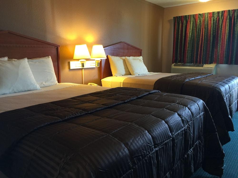 Budget Inn photo 5
