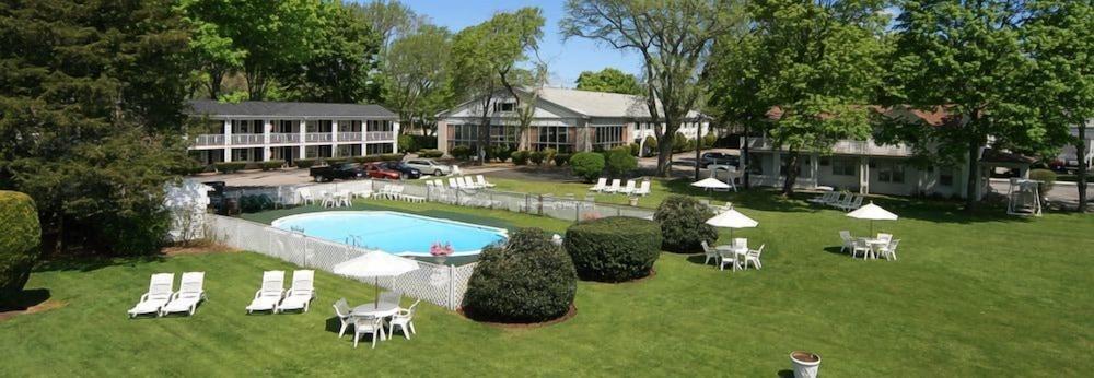 ShoreWay Acres Inn & Cape Cod Lodging photo 7