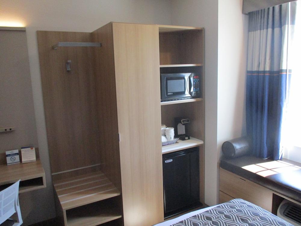 Microtel by Wyndham Vernal / Naples photo 14