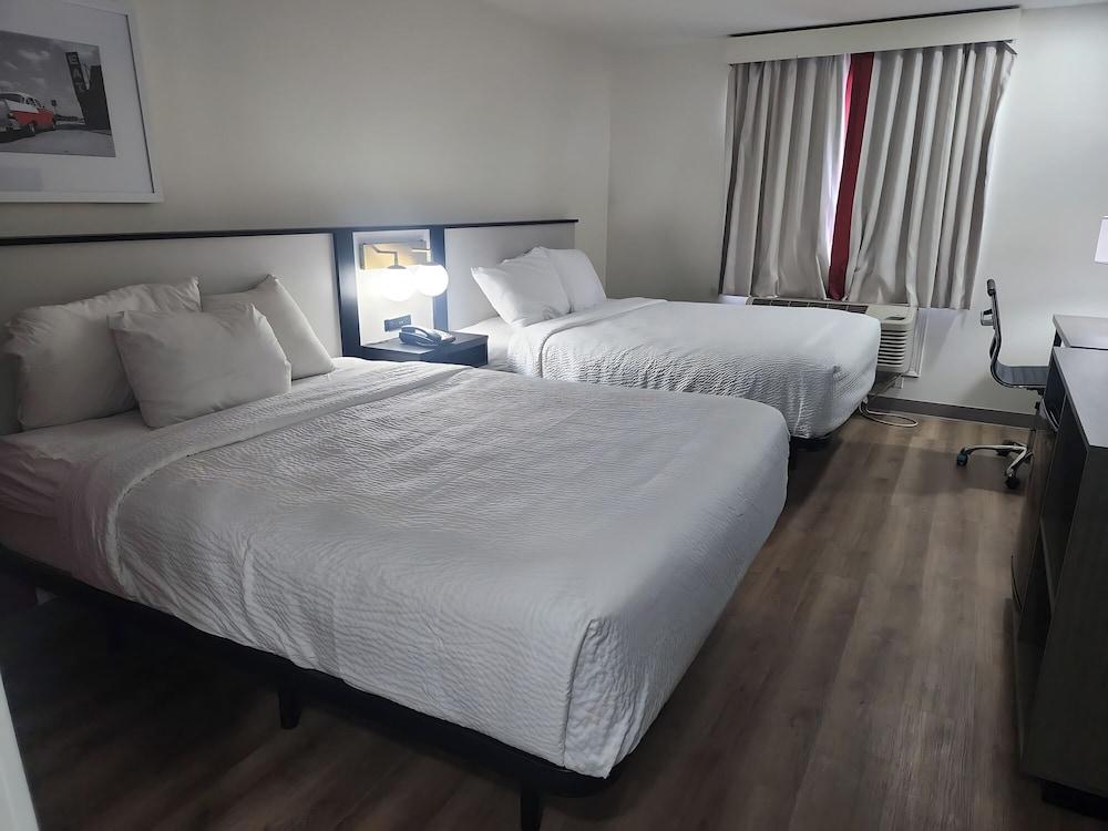 Ramada by Wyndham York Harrisburg Hershey photo 5