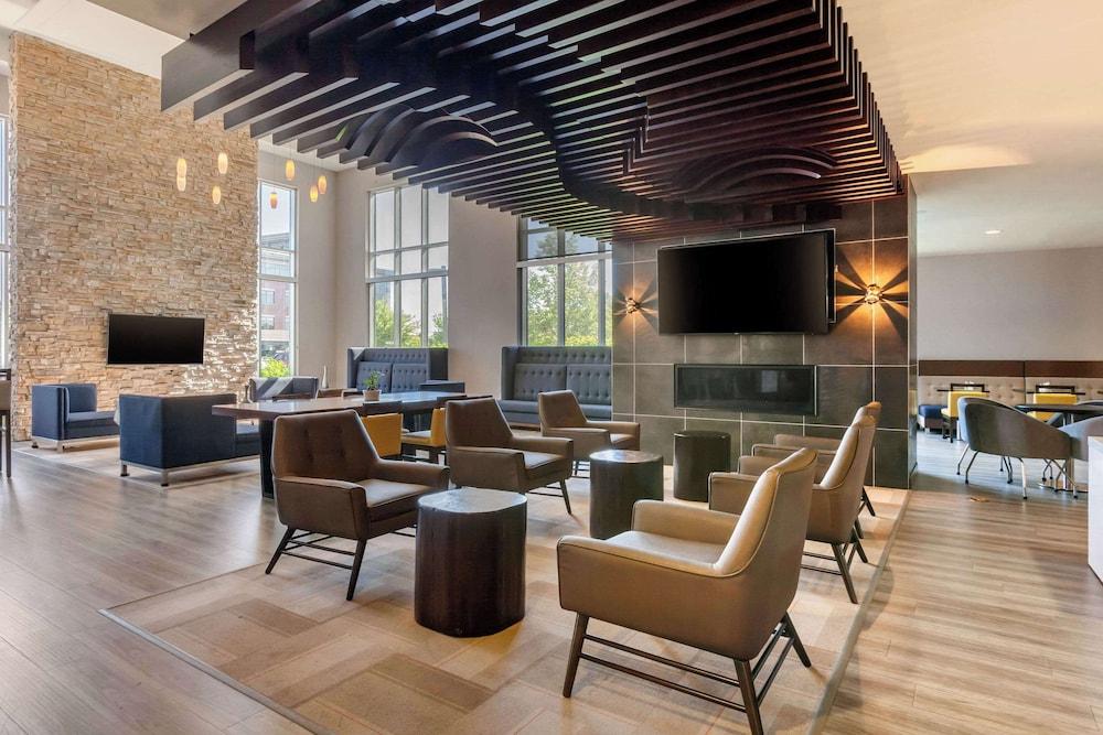 SpringHill Suites by Marriott Fort Collins photo 8
