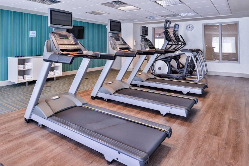 Holiday Inn Express & Suites Selma by IHG photo 8