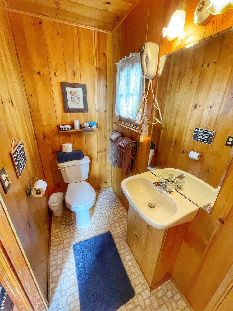 Open Hearth Inn photo 66