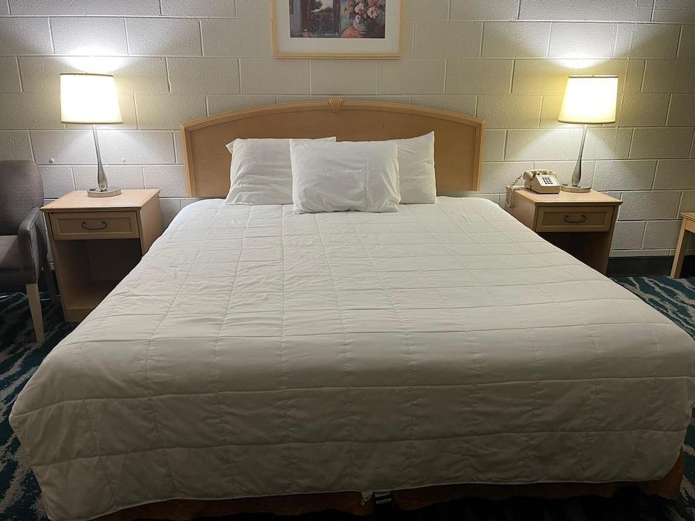 Rotan Inn photo 6
