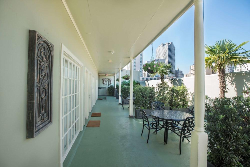 Bienville House photo 37