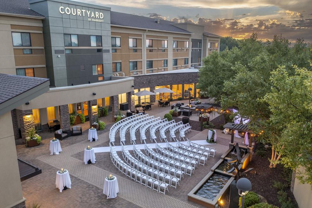 Courtyard Mankato Marriott photo 37